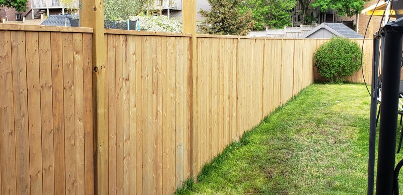 Backyard Wood Fence Service